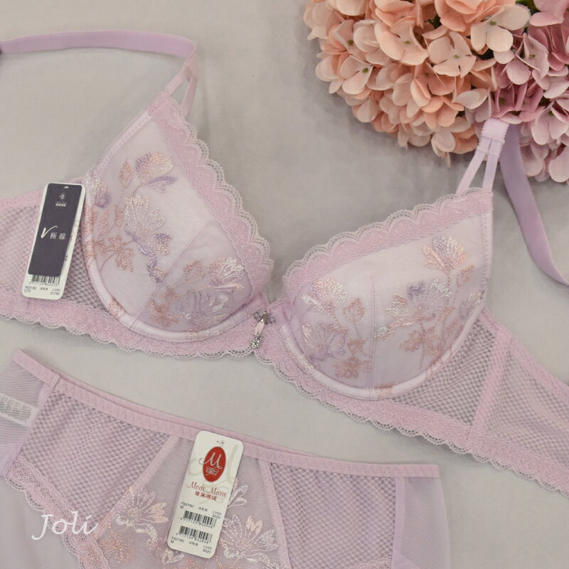 曼黛瑪璉 新品現貨 V極線 R62180【B-E罩杯】淡粉紫LV 內衣-喬妮內衣專賣