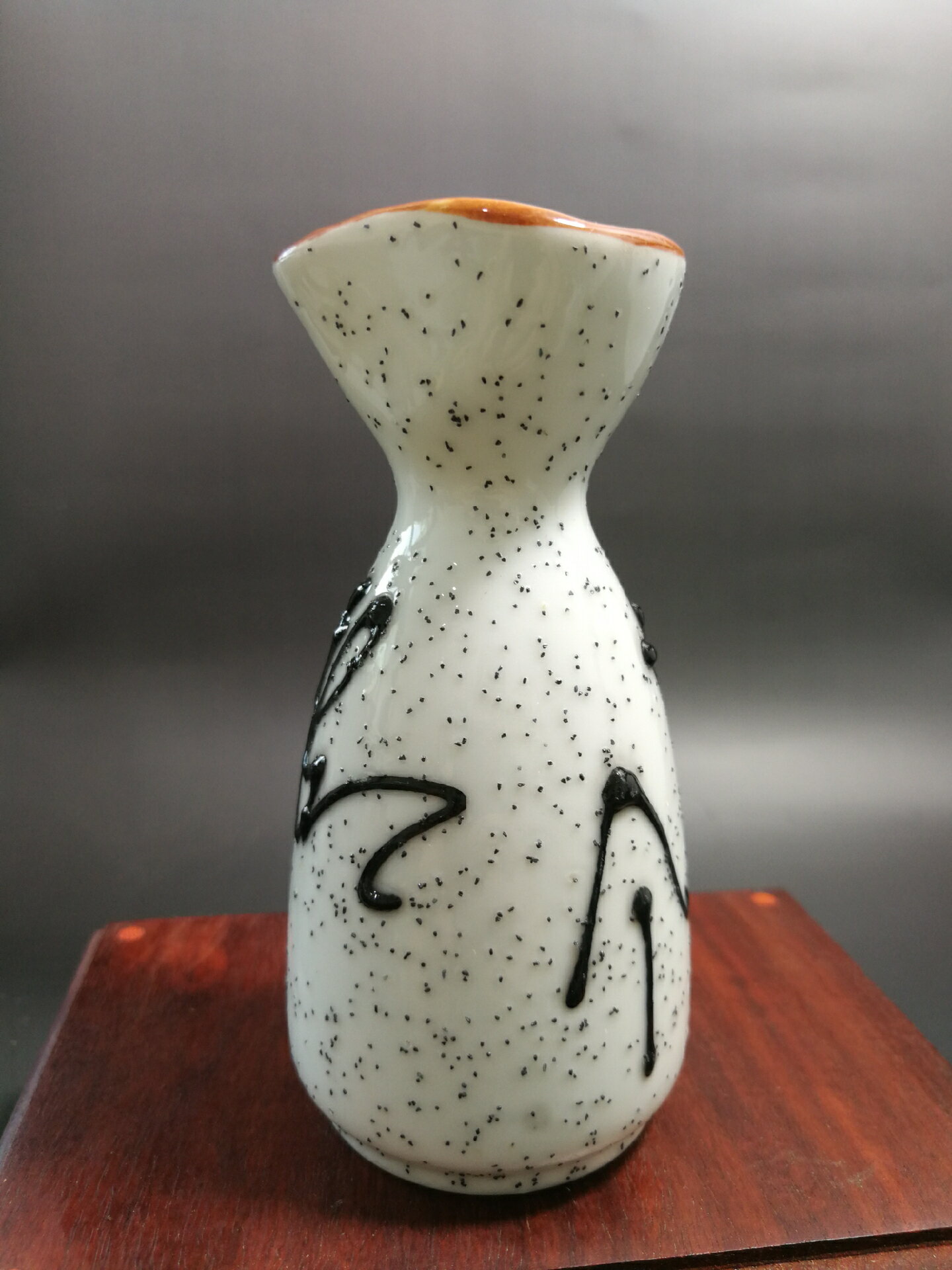 日本回流瓷器花瓶擺飾進口杯子，實拍圖，少見美品，尺寸口徑5公