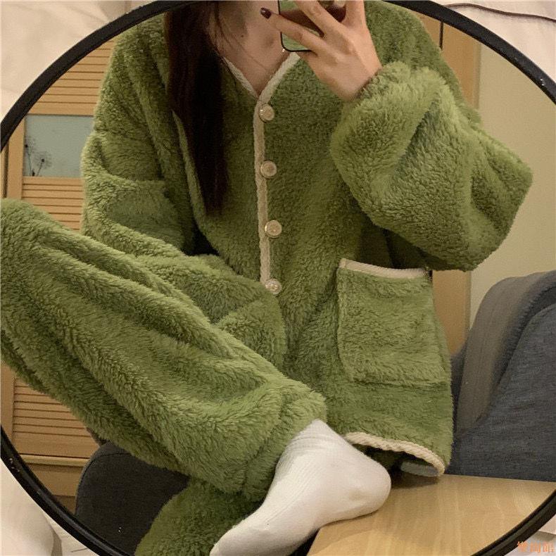 睡衣加厚 珊瑚絨法式慵懶風睡衣女秋冬季加絨加厚開衫綠色法蘭絨寬松家居服