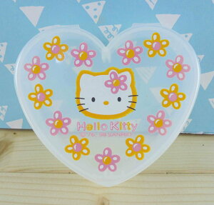 【震撼精品百貨】Hello Kitty 凱蒂貓 KITTY空盒-愛心造型-白花圖案 震撼日式精品百貨