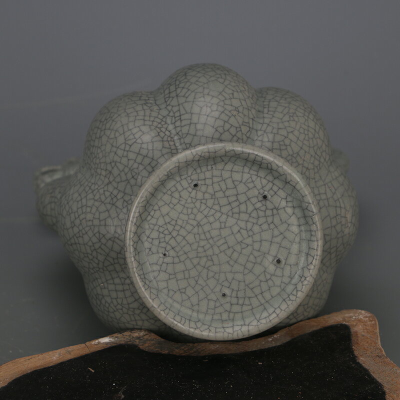 未使用品 宋汝窯青釉竜紋六方瓜稜瓢簞紋