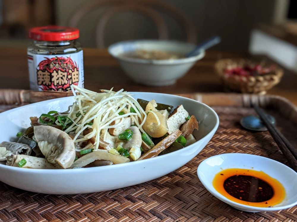 【台灣清香號】辣椒油業務用 / 3kg） 5