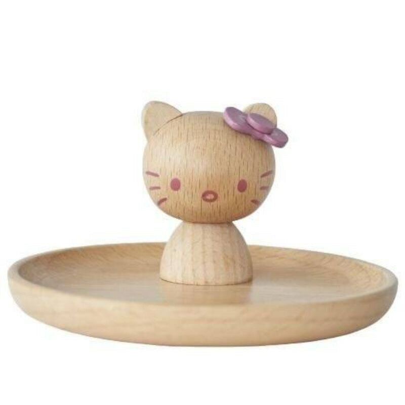 【震撼精品百貨】Hello Kitty 凱蒂貓~日本 三麗鷗SANRIO 造型木質飾品盤 小圓盤 小木盤 置物盤*01320