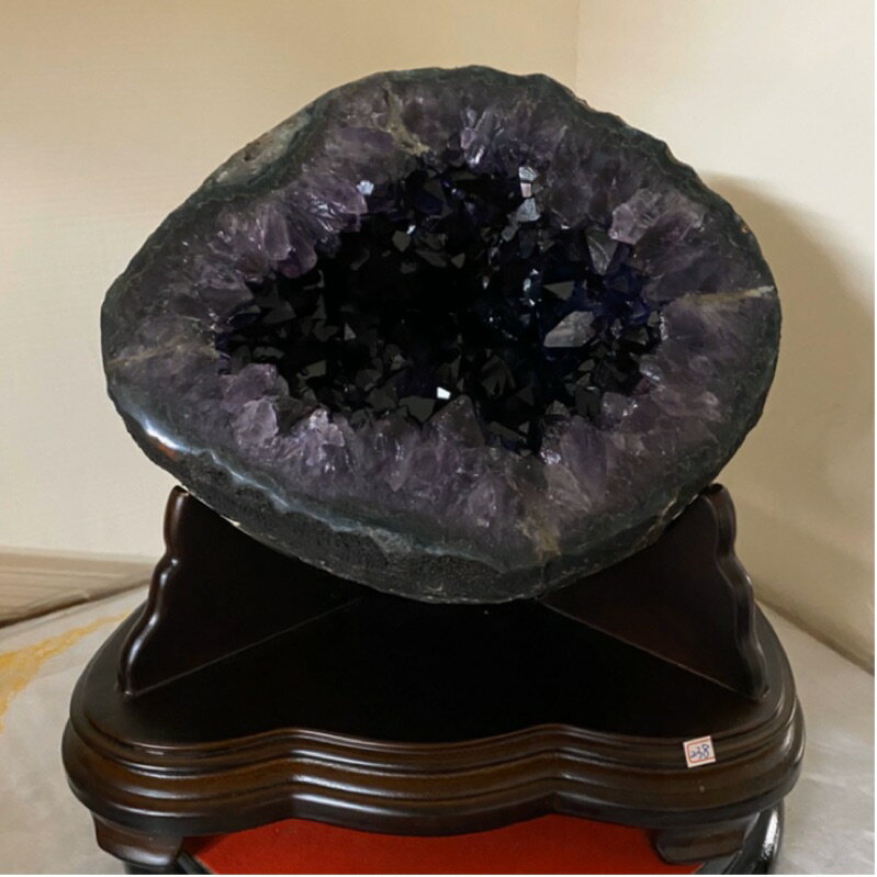 天然 烏拉圭🇺🇾5A財寶袋圓洞型 紫晶洞 紫水晶洞 🔮紫遇貴人 專屬你的小烏圭😘系列 5.9kg 編號:238
