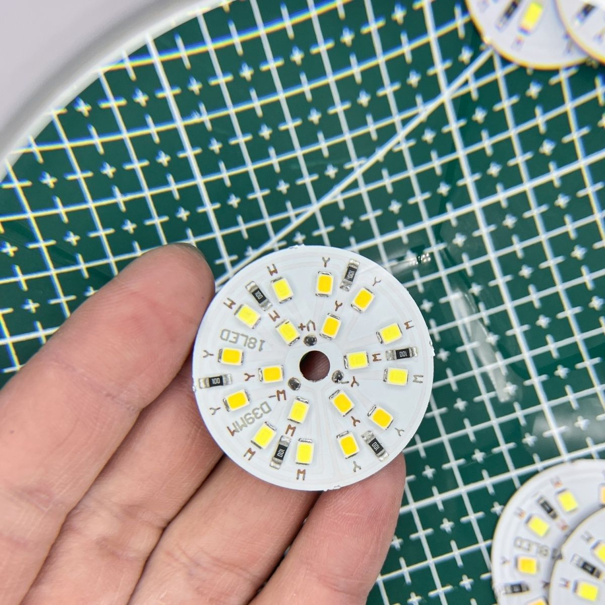 【公司貨 最低價】桌面臺式30倍放大鏡燈老人閱讀手機鐘表電子維修焊錫維修大鏡帶燈 3