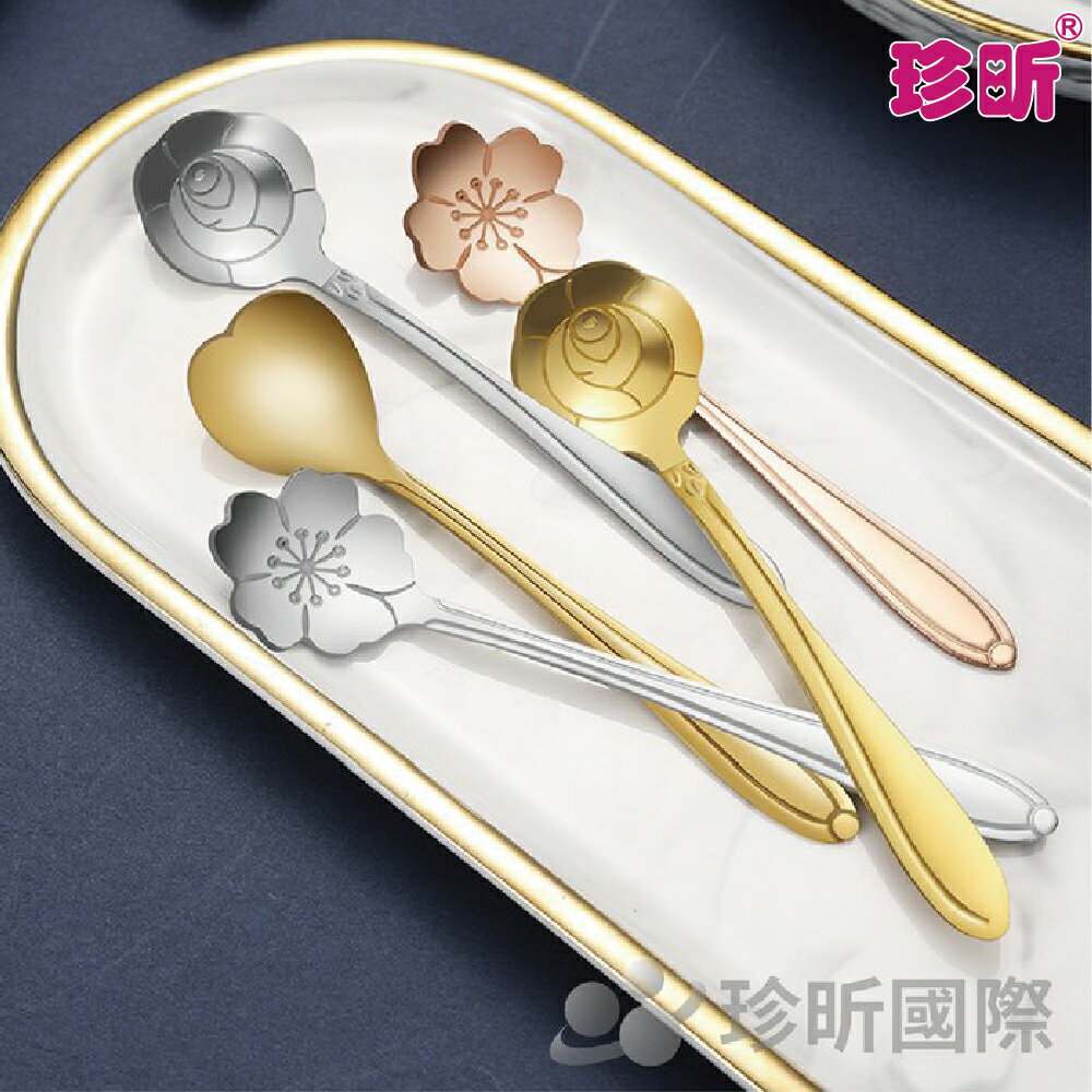 【珍昕】不銹鋼餐具長柄甜品勺 ~4款可選(顏色隨機)(長約17.9cmx寬約2.8cm)勺/甜品勺/咖啡勺/長柄勺