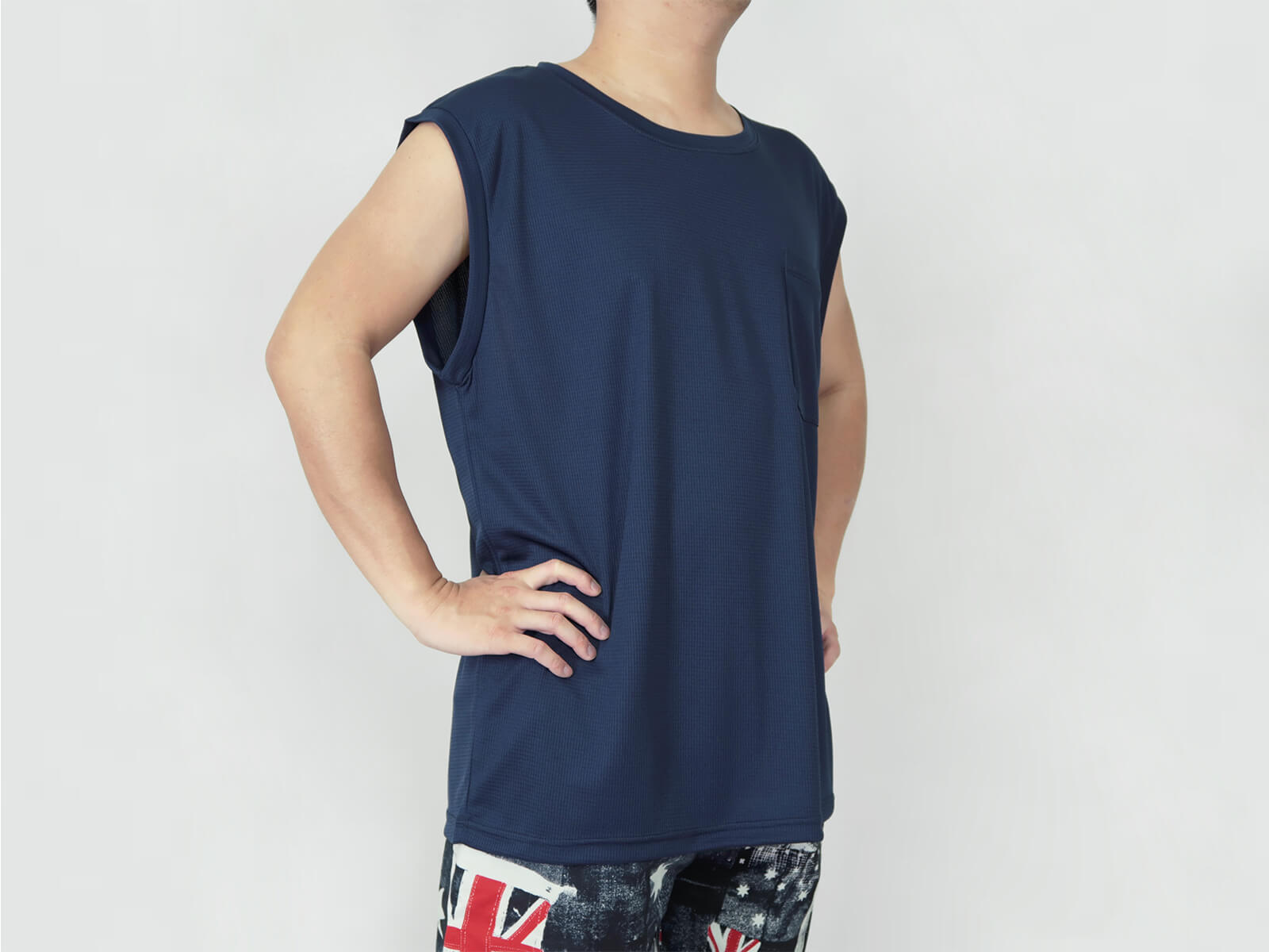 加大尺碼背心 吸濕排汗台灣製無袖背心 彈性吊嘎 機能布料運動背心 球衣 口袋背心 慢跑背心 健身背心 素面背心 無袖T恤 吊嘎背心 無挖背背心 百搭背心 夏天背心 背心T恤 無袖上衣 TANK TOPS SLEEVELESS SHIRTS  MADE IN TAIWAN BIG_AND_TALL (310-3065-08)深藍色、(310-3065-21)黑色 3L 5L 7L(胸圍52~59英吋) [實體店面保障] 7