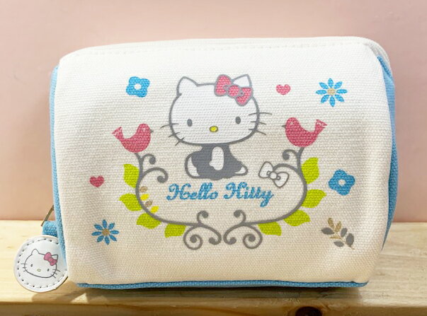 【震撼精品百貨】Hello Kitty 凱蒂貓 日本SANRIO三麗鷗KITTY化妝包-北歐*00515 震撼日式精品百貨