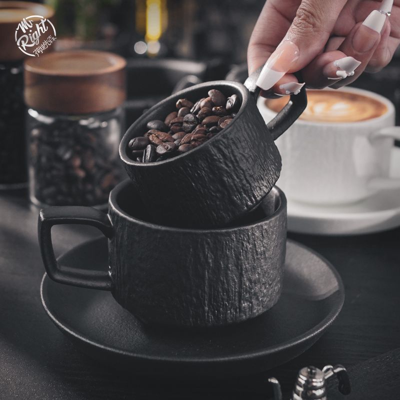 免運 可開票 杯子 馬克杯 咖啡杯 威士忌杯 玻璃杯 酒杯 咖啡杯子高檔精緻黑白高顏值咖啡杯碟套裝巖石紋禮盒陶瓷下午茶杯X