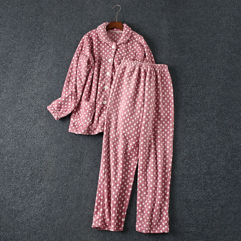 1219-14 可愛減齡 愛心印花加厚珊瑚絨睡衣睡褲家居服套裝1入