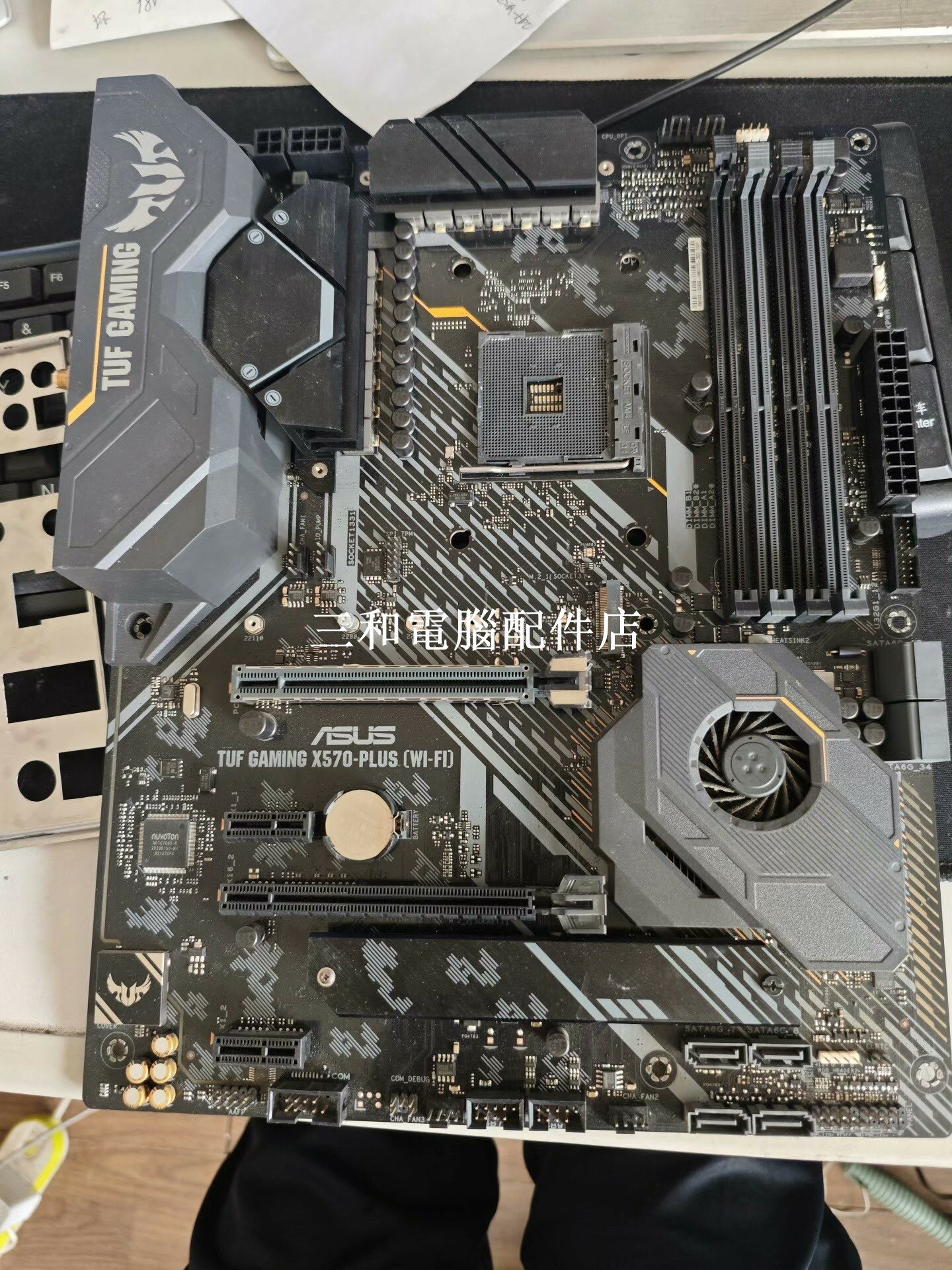 華碩X570 plus WiFi 二手主機板 Support 5系列CPU 原裝擋板 測試完好 送支架