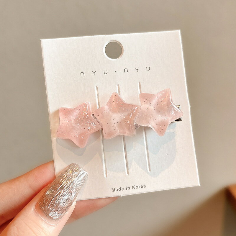 【台灣現貨】時尚配件 髮飾 髮夾 鯊魚夾 大嘴夾 邊夾  2025新款秋冬毛絨髮夾拍照氛圍感神器髮卡高階感女生夾子髮飾頭飾 0