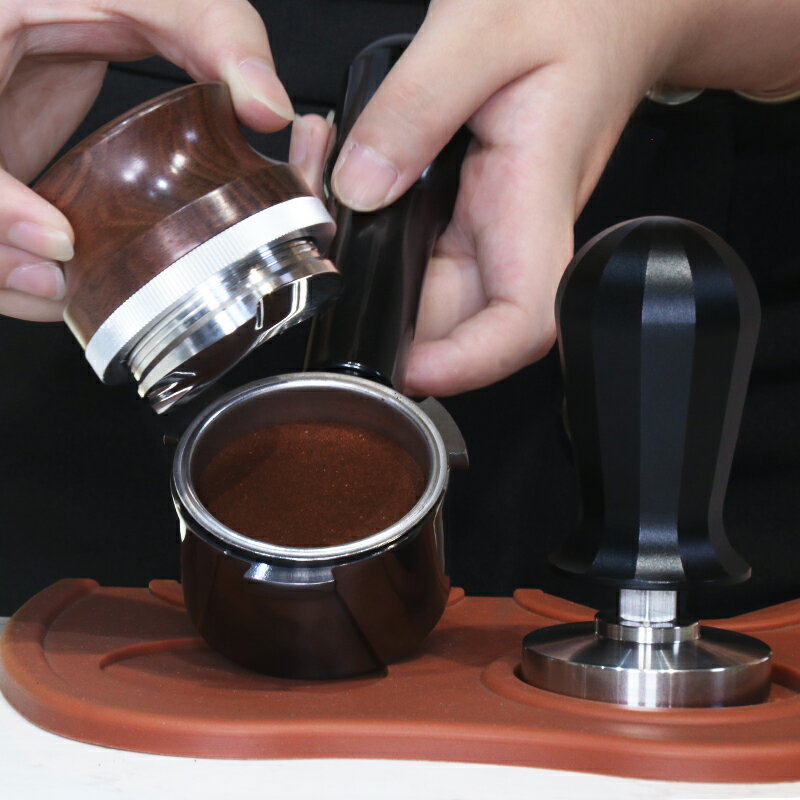 免運 不銹鋼/胡桃木布粉器咖啡布粉器咖啡填壓器51/53/58MM智能壓粉器