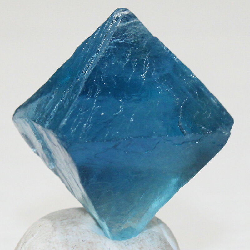 如鴻天然螢石原石擺件藍色水晶礦物八面立體毛料裝飾造景石頭