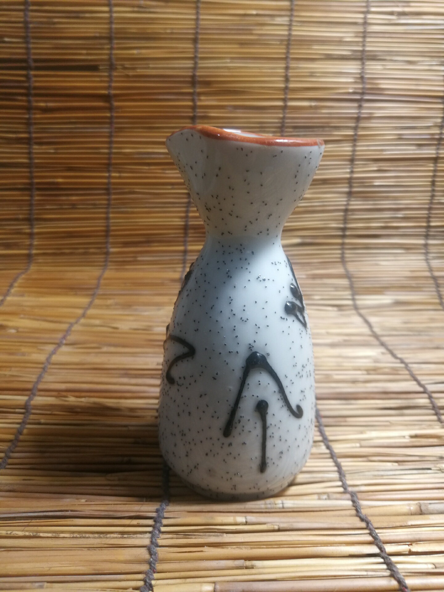 日本回流麻點釉溫水瓶擺飾瓷器，當花瓶也可以，實拍圖就一個，尺