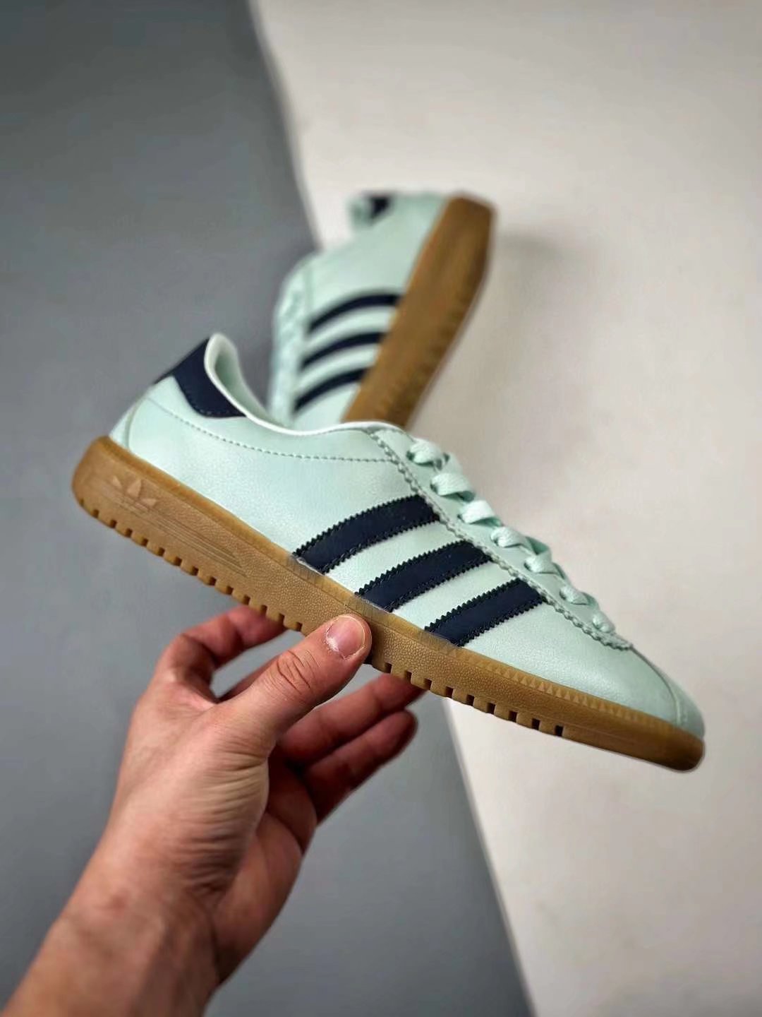 Adidas 2025 originals bermuda