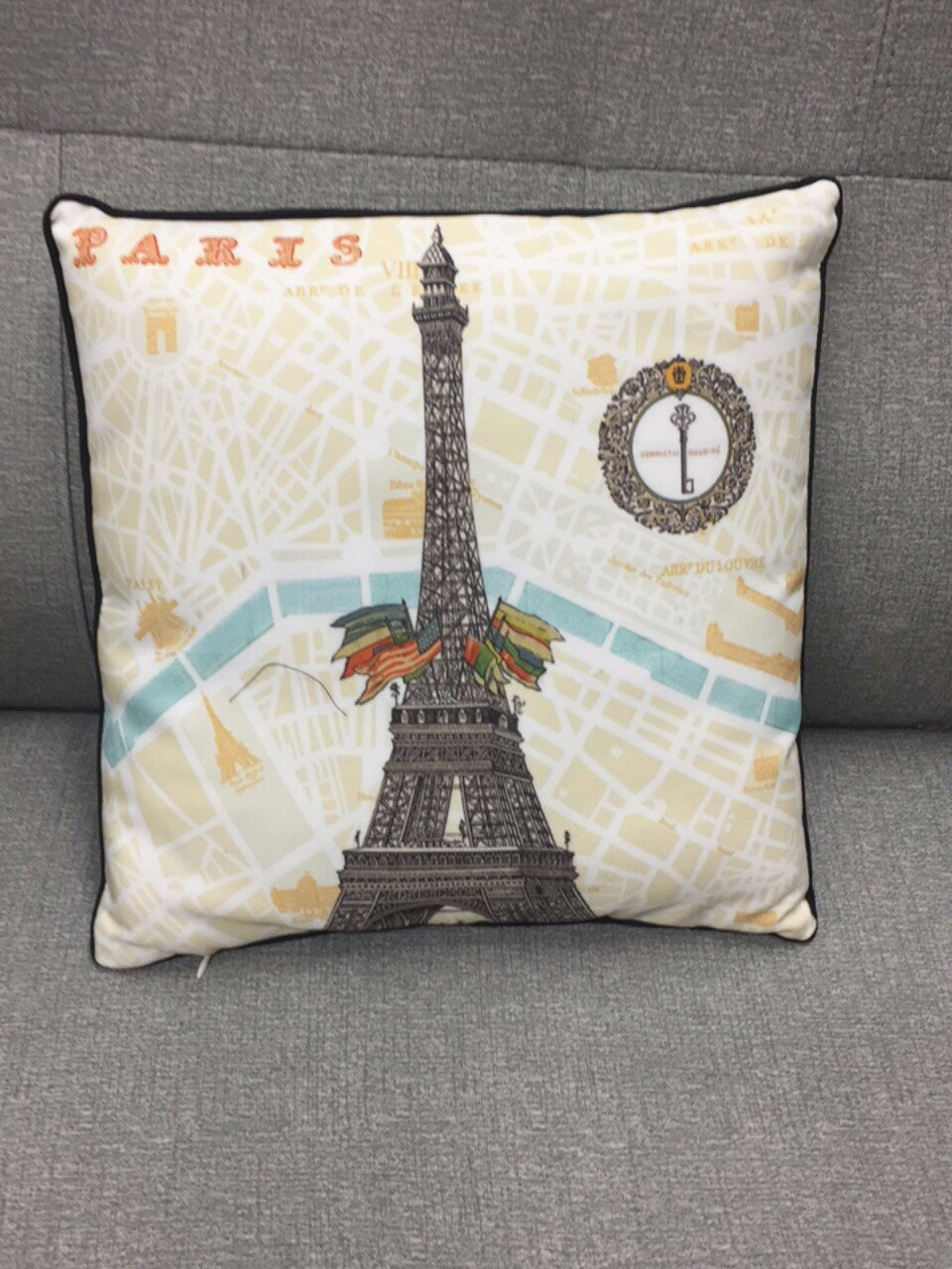 巴黎風情抱枕40x40cm
