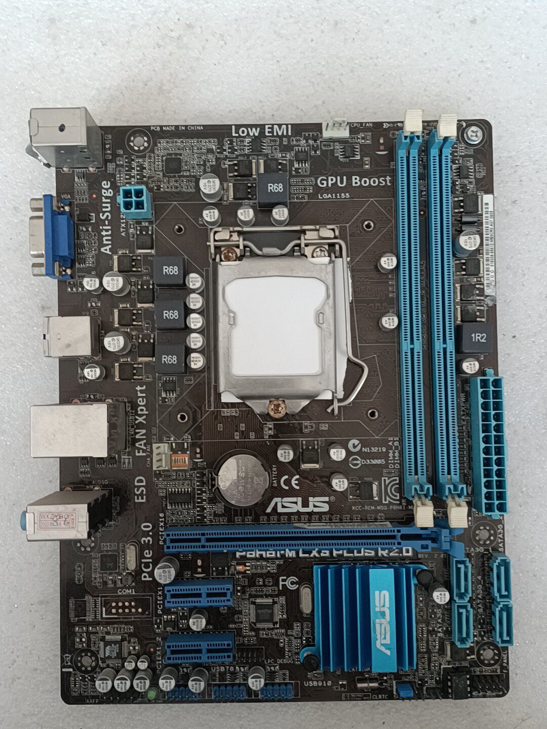 華碩P8H61-M LX3 PLUS主機板 功能完好無維修 成色漂亮實物拍攝 原裝擋板 電腦主機板 DIY組裝