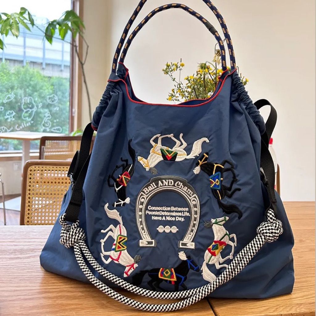 【良品舎】免運/快速出貨/高圓圓同款刺繡購物袋手拎包牛津布袋刺繡尼龍購物袋手提包送肩帶L47L