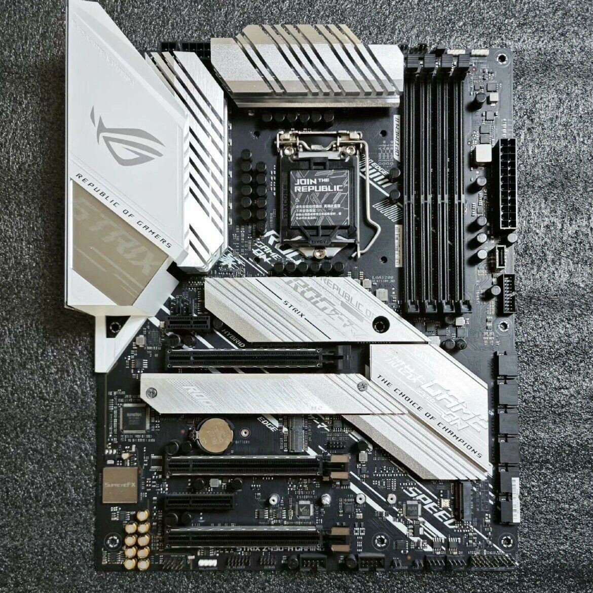 ASUS ROG STRIX Z490-A GAMING 吹雪 主機板 支援i7-10700 保固3個月 高效能電競主機板 遊戲神器 電腦組裝必備