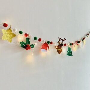【預購商品】聖誕節裝飾用品LED滿天星燈串掛飾毛氈布麋鹿聖誕樹裝扮拉花吊飾