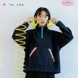 毛茸茸熊耳撞色寬版上衣