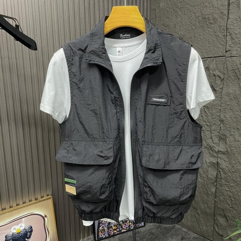 【春上新】大碼男裝馬甲 馬甲背心 夏季大碼300斤美式複古輕薄速幹坎肩工裝時尚背心大口袋馬夾外套