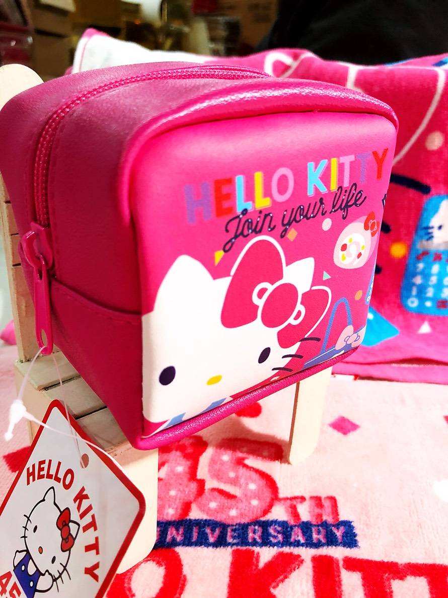 大賀屋 正版 HELLO KITTY 零錢包 包包 小包 女包 45週年 限量版 凱蒂貓 KT T00120414