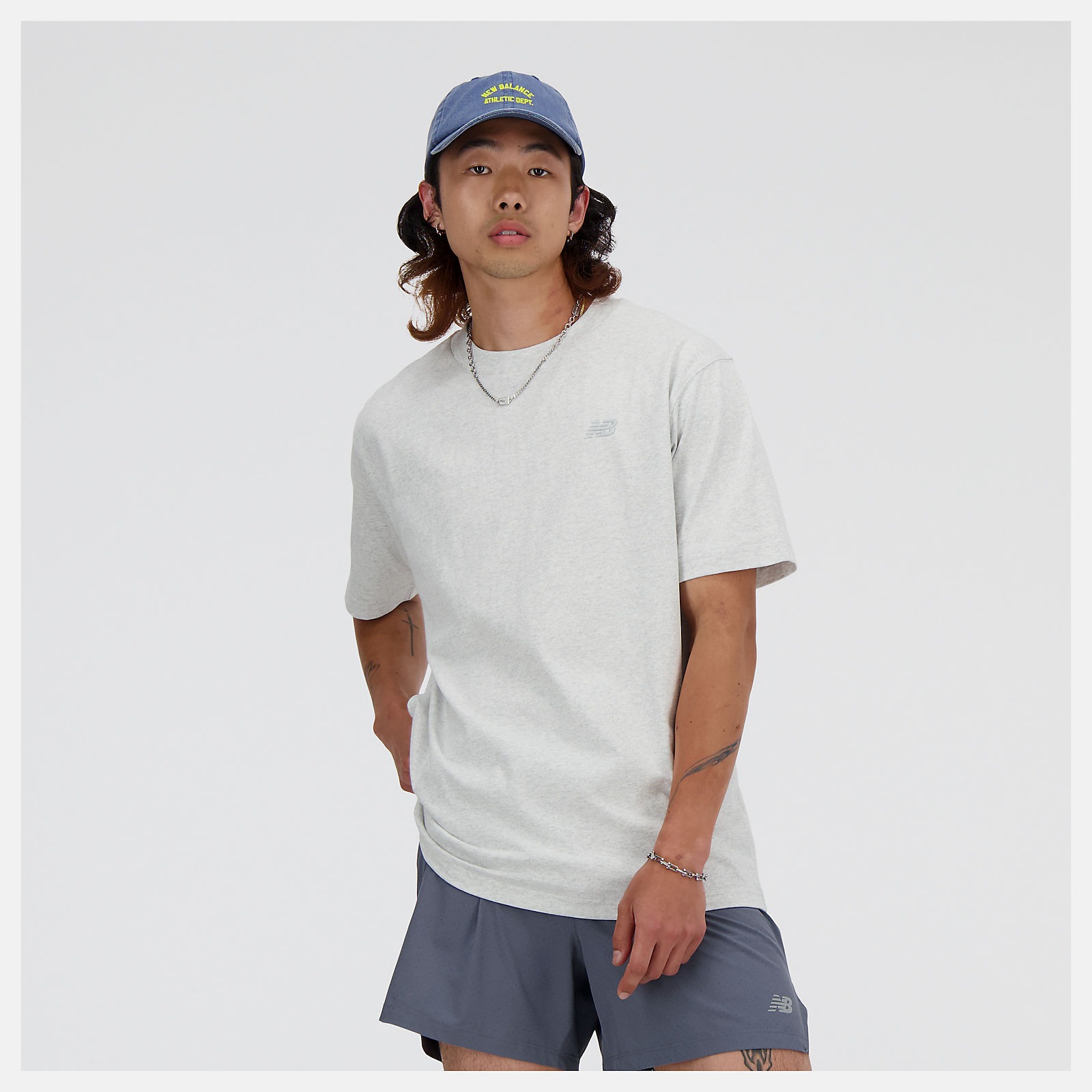 【滿千折百】NEW BALANCE 短T NB 白灰 刺繡LOGO 經典 棉短袖 男 MT41533AHH