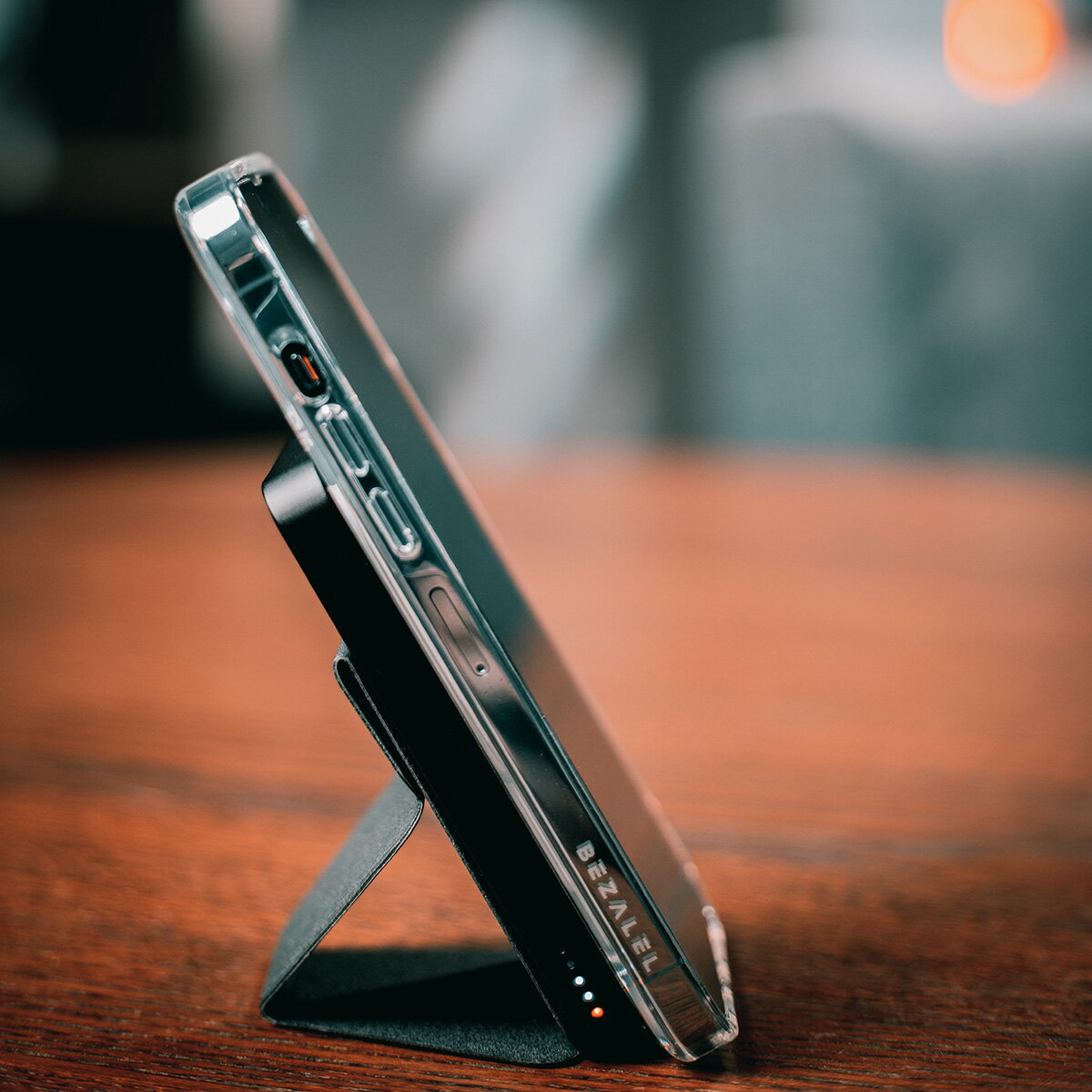 BEZALEL iPhone13系列 MagSafe 抗菌透明保護殼 現貨 4