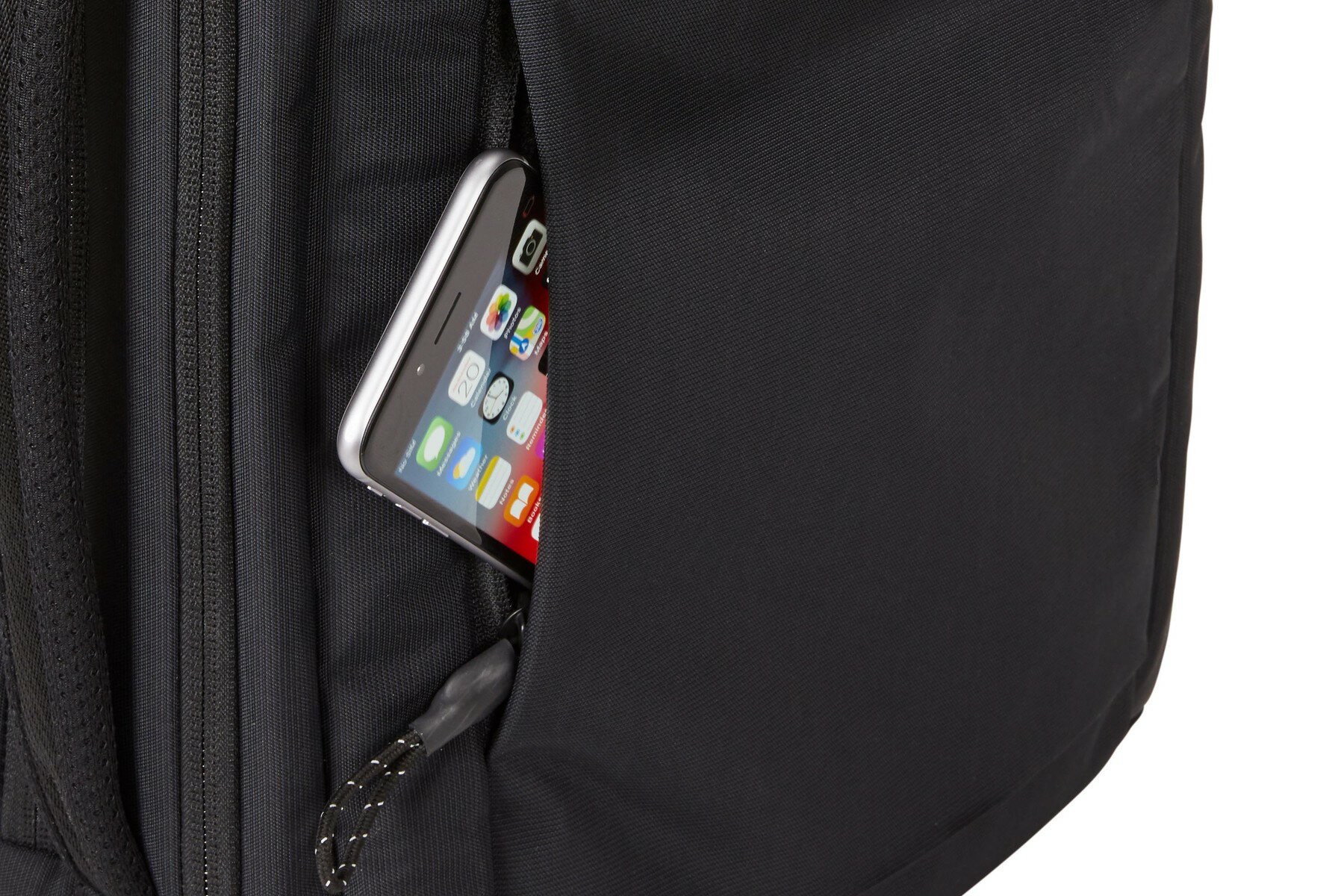 瑞典《Thule》Paramount 2 Convertible Laptop Bag 多功能時尚通勤背包 16L 綠色/ PARACB