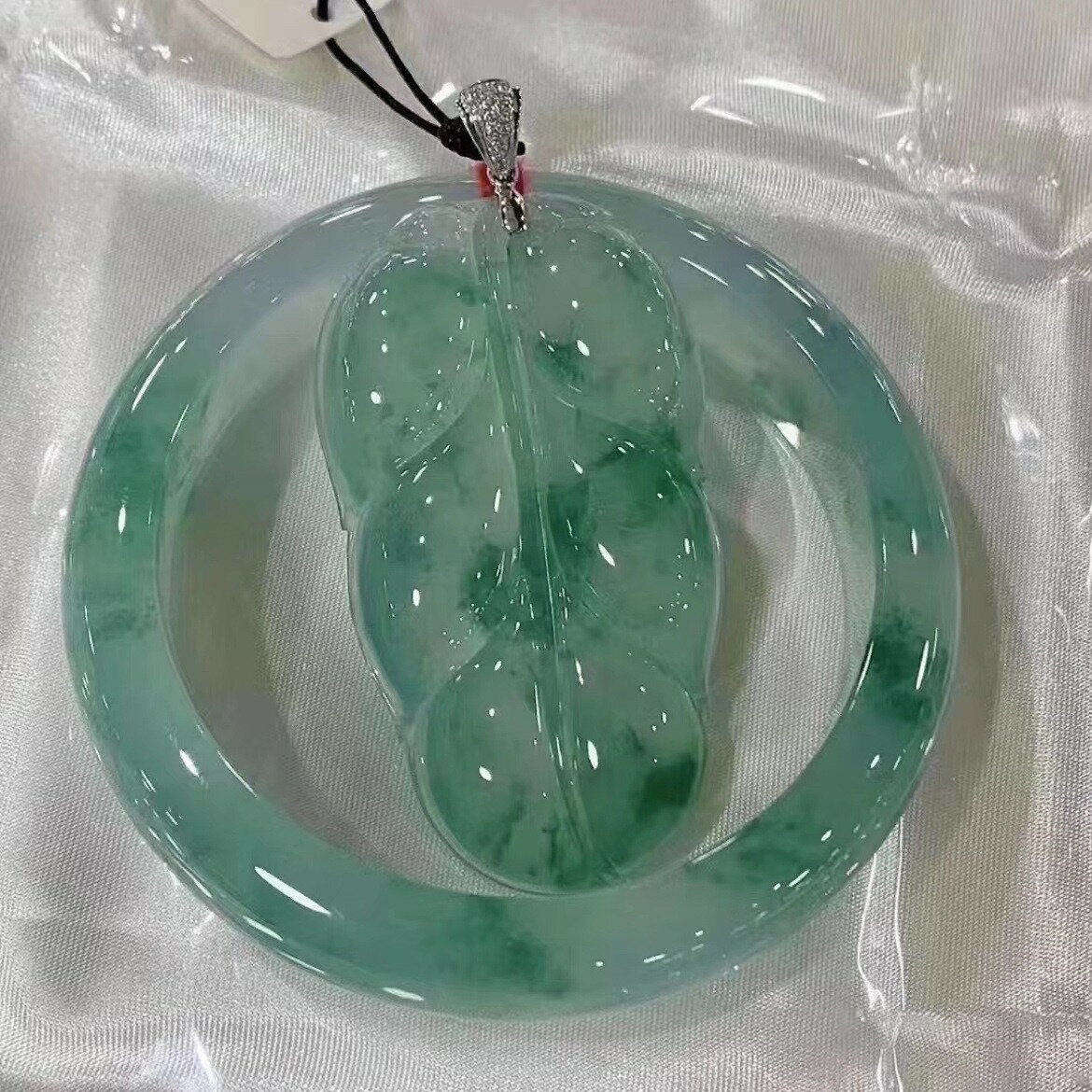【現貨】冰種飄花翡翠手鐲緬甸老坑冰透水潤圓條玉鐲子翡翠處理油青飄綠花【北歐家居生活】