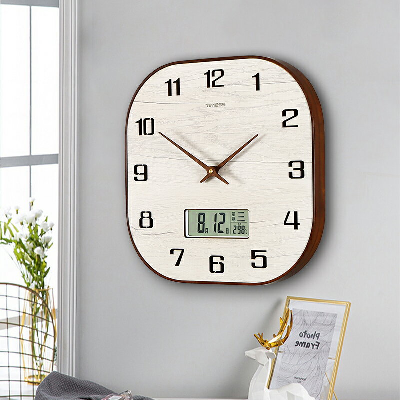 TIMESS實木時鐘表掛鐘免打孔客廳家用時尚現代簡約萬年歷石英靜音