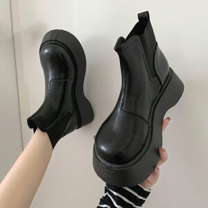 馬丁靴女英倫風香港2021百搭厚底短靴松糕顯瘦煙筒靴切爾西女鞋子