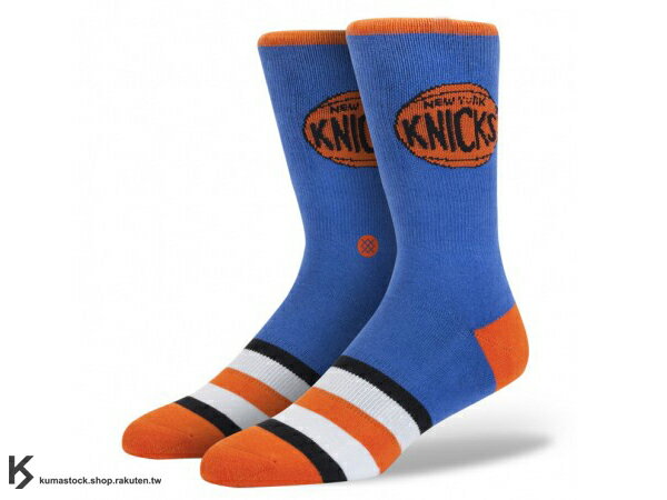 2013 美國加州 襪子 品牌 STANCE SOCKS x NBA 官方授權 NBA HARDWOOD 球隊系列 NEW YORK KNICKS NYC 紐約 尼克 藍橘 LOGO 中長筒襪 (M313AKNI) !