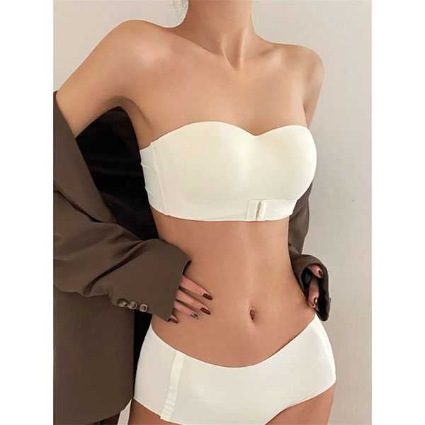 ANNAS 強力托高防滑無痕內衣套裝 一字領 肩帶可拆 不滑落 厚墊胸罩 無鋼圈 平口 無肩帶 1