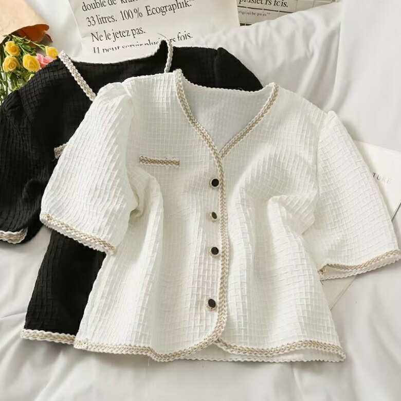 中大尺碼女裝 韓版新款修身顯瘦小香風上衣 V領小襯衫 法式亮絲包邊格紋短袖上衣