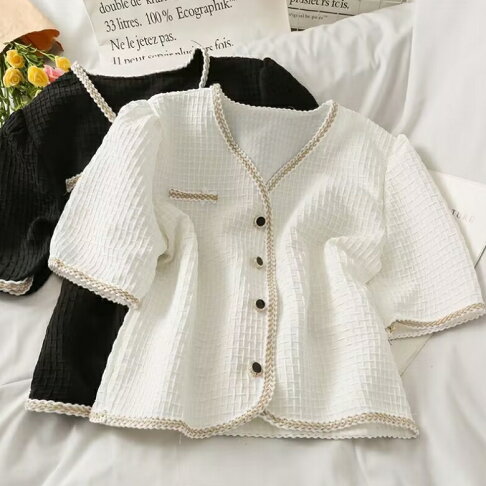 中大尺碼女裝 韓版新款修身顯瘦小香風上衣 V領小襯衫 法式亮絲包邊格紋短袖上衣 0