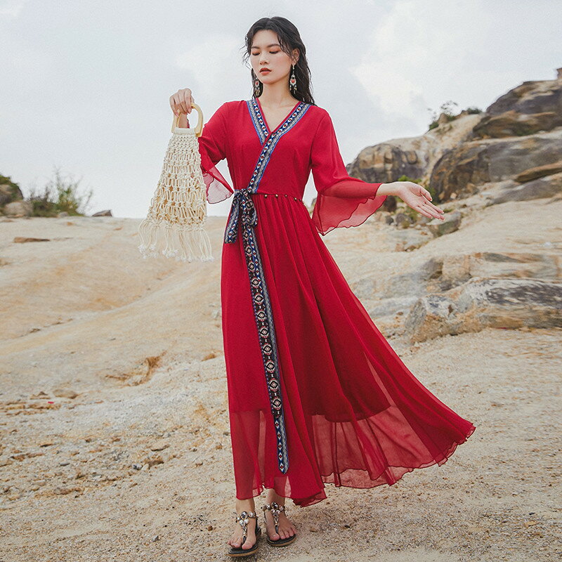 復古民族風紅色連衣裙女沙漠旅拍新疆吐魯番寧夏旅游度假雪紡長裙
