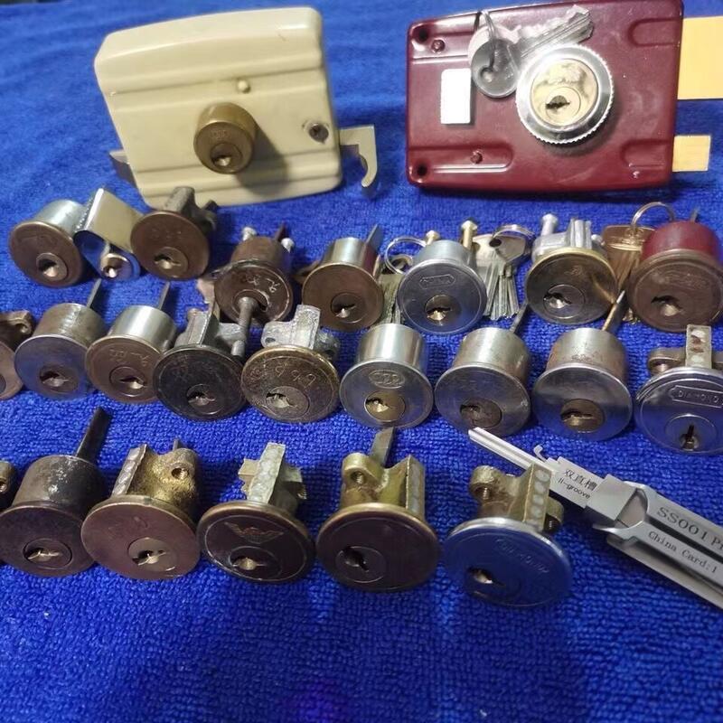 【新店鉅惠】鈦金萬能開鎖器 民用鎖二合一開鎖工具 鎖具維修 鐵門大鎖 房間門鎖3秒開鎖 操作簡單 不傷鎖芯 開鎖利器 4