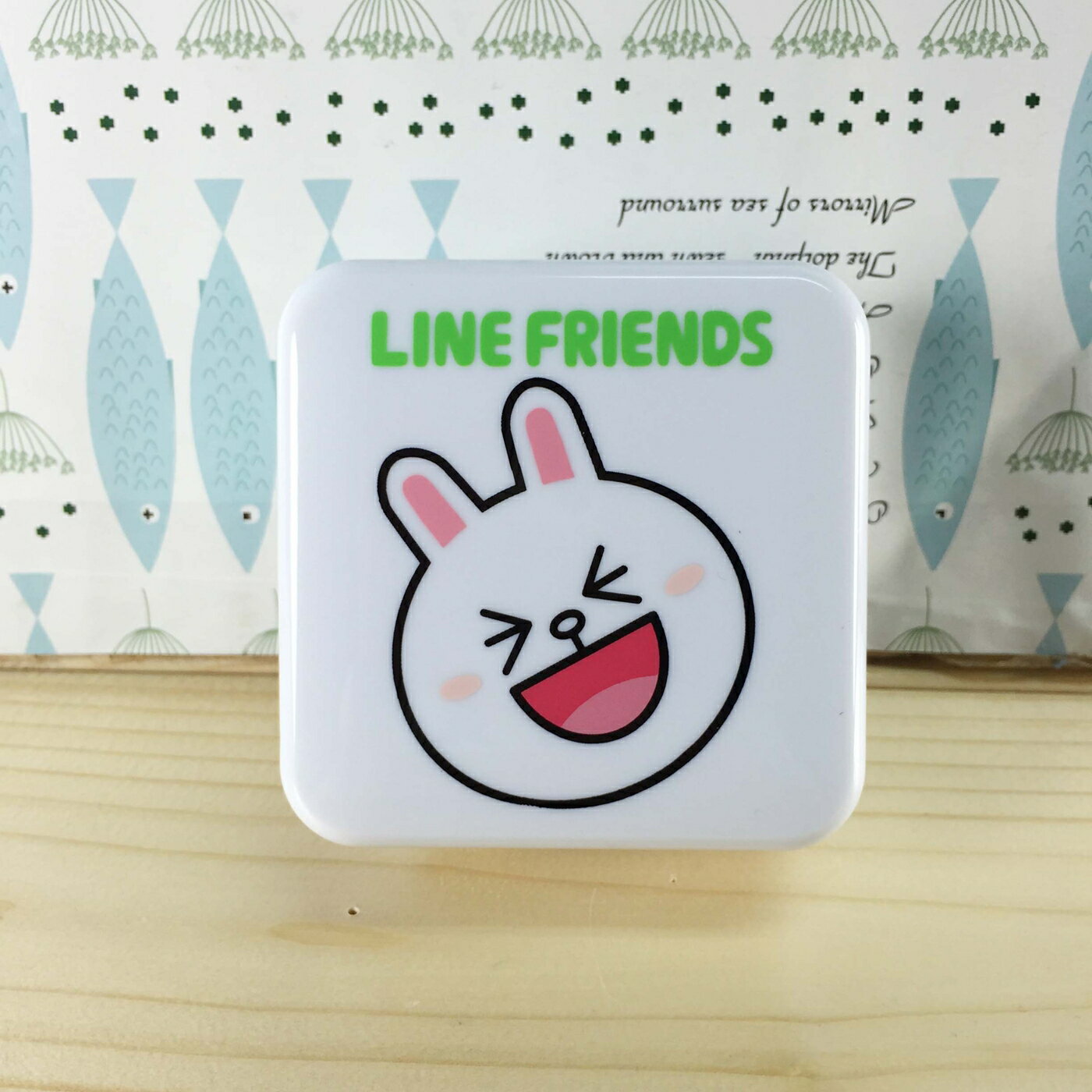 【震撼精品百貨】LINE FRIENDS 兔兔、熊大 充電器-方形造型插頭-兔兔圖案 震撼日式精品百貨