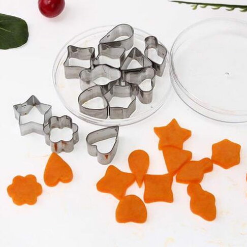 PS Mall 不鏽鋼餅乾模具 心型 花型 蔬菜水果切花模具 12件組 烘焙模具【J668】 0