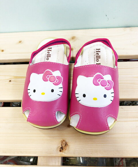 【震撼精品百貨】Hello Kitty 凱蒂貓 台灣製Hello kitty正版兒童真皮拖鞋 桃色大頭(12.5 15號) 震撼日式精品百貨