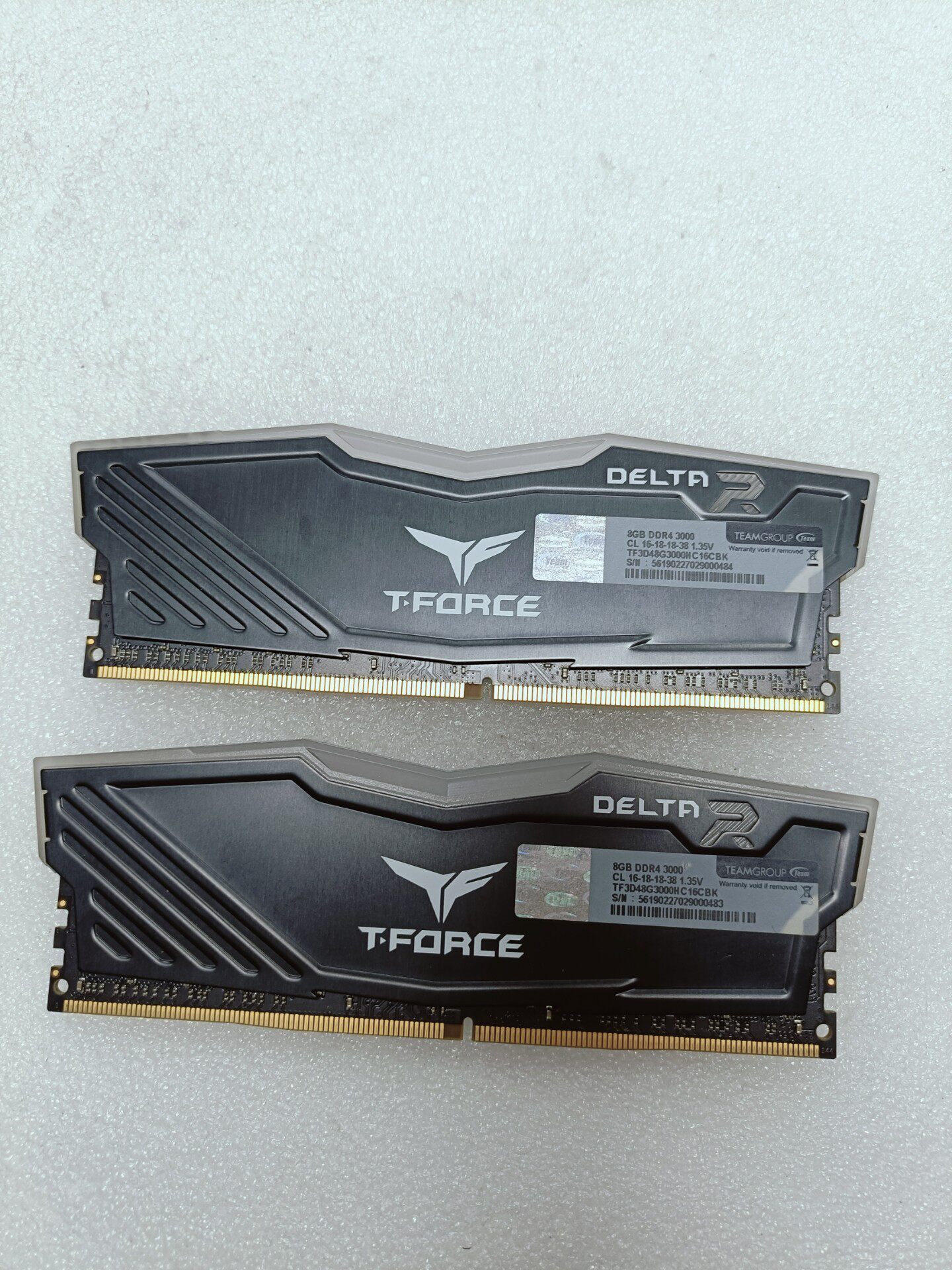 十銓 8G*2 DDR4 3000 桌上型記憶體 雙通道 高效能 電競 實物實拍 拆機 桌機升級