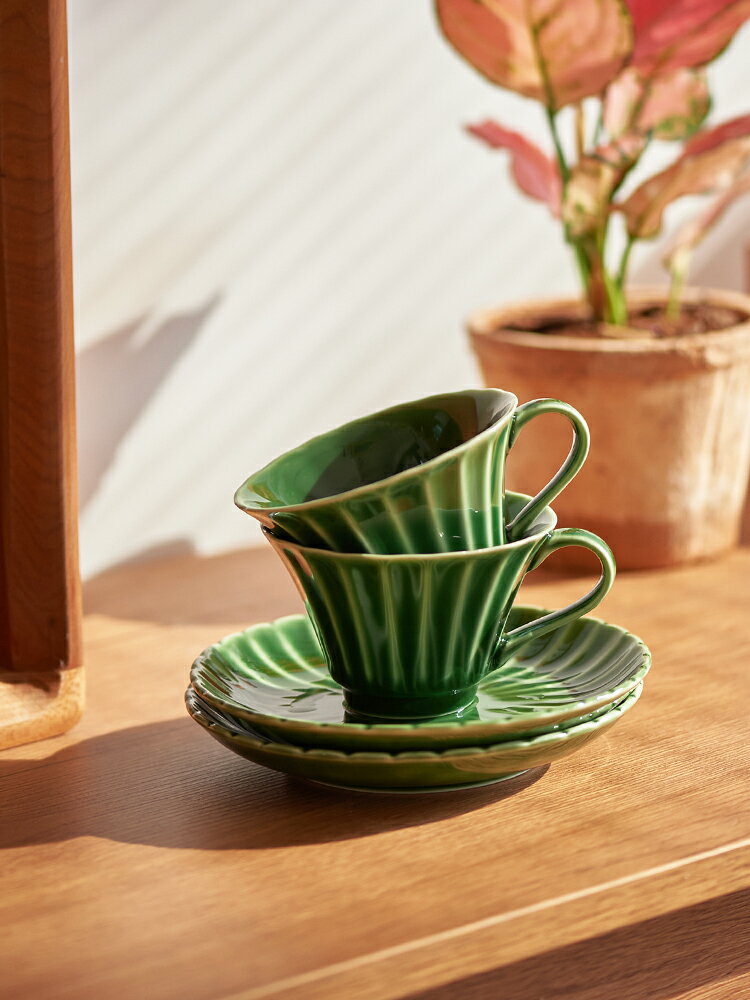 綠色咖啡杯 陶瓷復古掛耳馬克杯ins風高顏值輕奢杯子杯碟家用