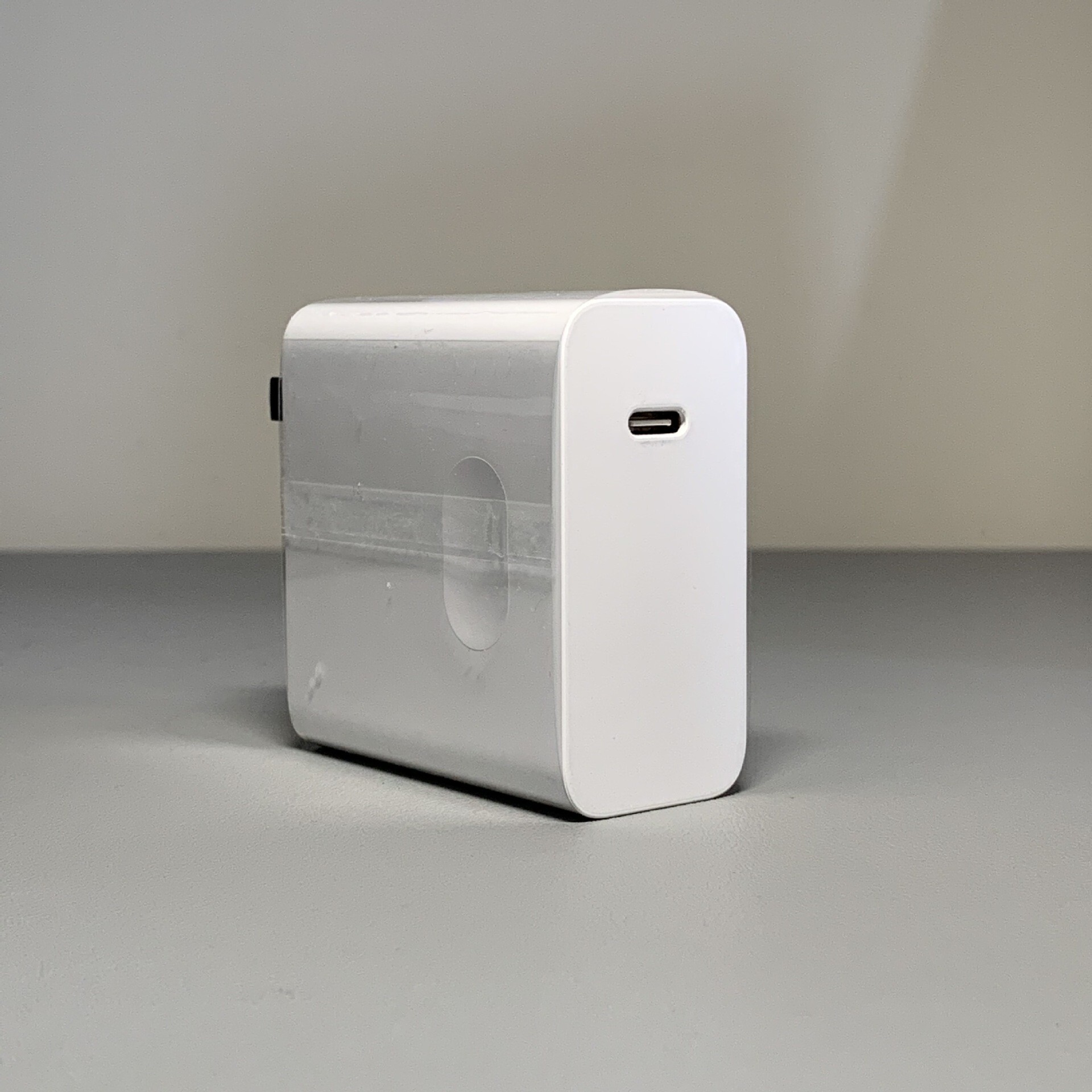 適用華為PD65W平板充電器快充頭筆記本電腦電源適配器手機全相容【Snowbelle優選】