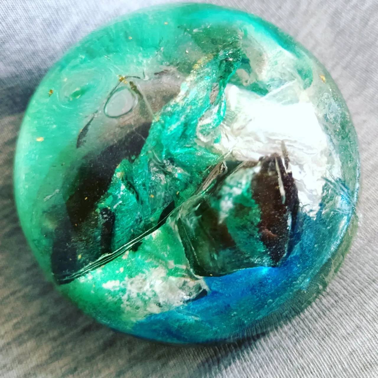 聖玥坊異象水晶球  高純度胺基酸(高保濕)金箔皂 (弱酸性) 120公克