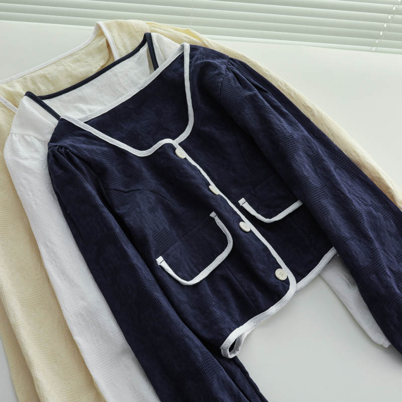 秋季韓版法式宮廷風方領襯衫設計感小眾泡泡袖短款襯衣長袖上衣女