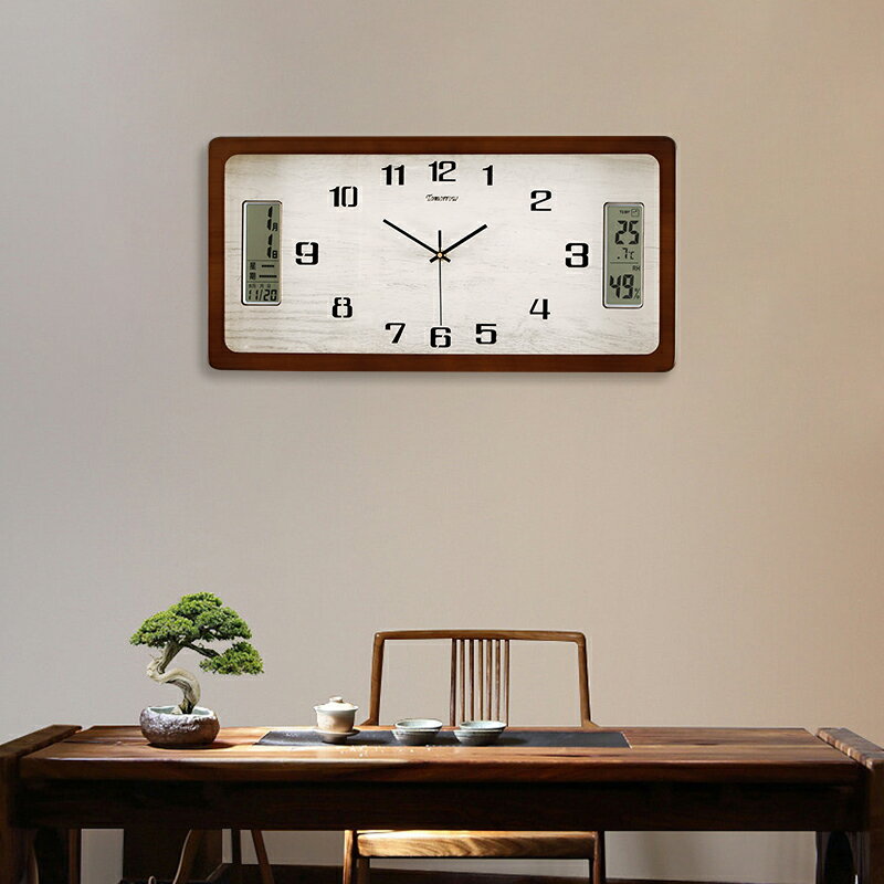 TIMESS實木鐘表掛鐘電波鐘客廳家用溫濕度萬年歷自動對時靜音時鐘