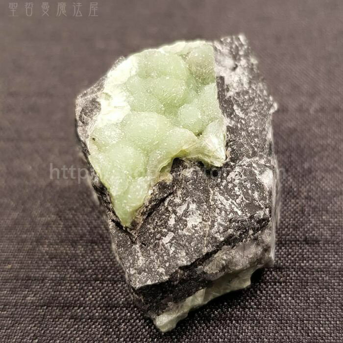 【土桑展精選寶物】銀星礦 /銀星石 精選原礦Wavellite 20號(放射纖維磷鋁石) ~阿肯色州